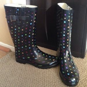 Rain boots