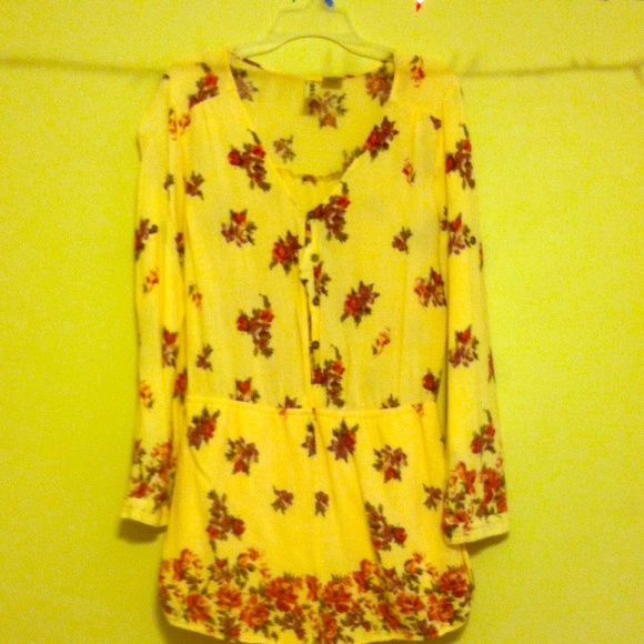 Nude color floral romper