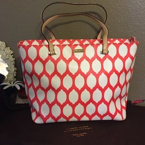SOLD 🎉💖 Large Kate Spade Tote