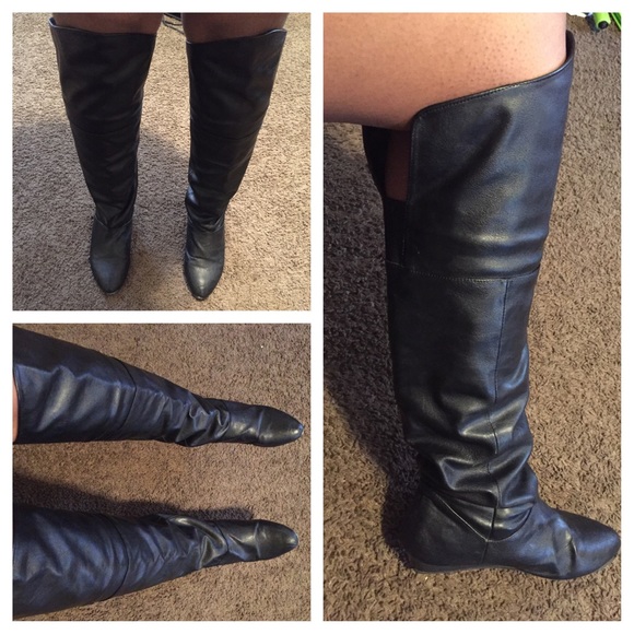 BLACK CHINESE LAUNDRY WEDGE KNEE BOOTS