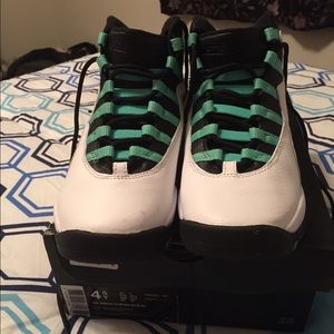 Air Jordan 10s