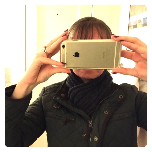 Gray Woolrich Scarf