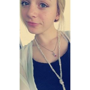 Meet your Posher, Makayla