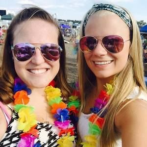 Meet your Posher, Alyssa