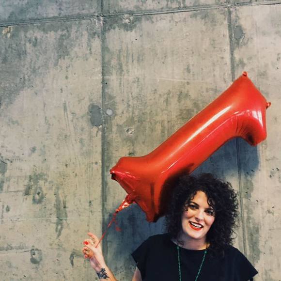 Meet your Posher, Madison - Picture 1 of 1