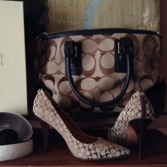 Auth. Coach classic pumps 👠💄💋