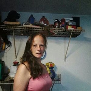 Meet your Posher, Angelia