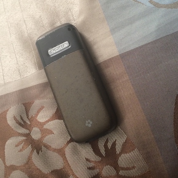 Cellphone - Picture 2 of 2