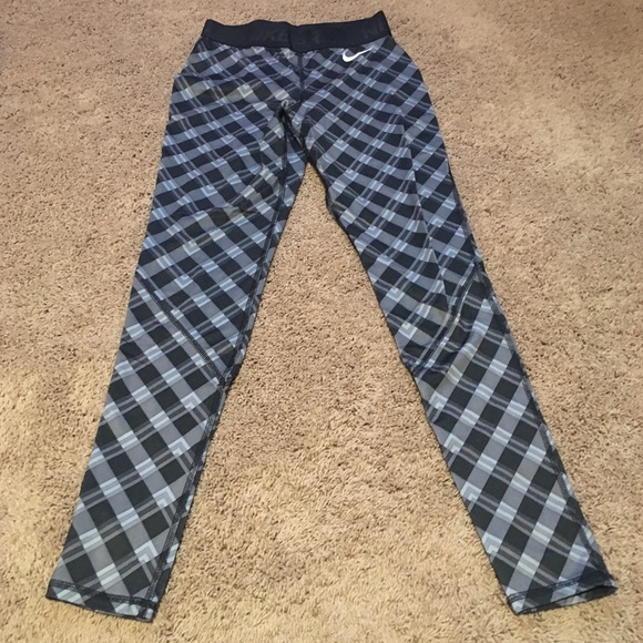 Nike Pro leggings