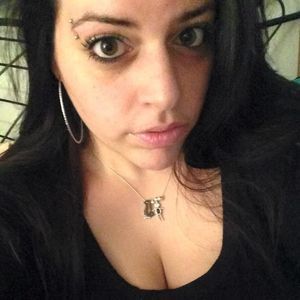 Meet your Posher, Stefania