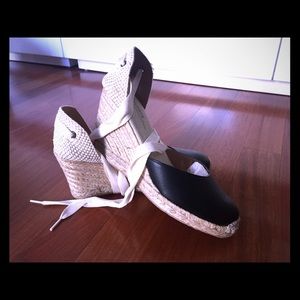 SOLUDOS Tall Leather Wedge