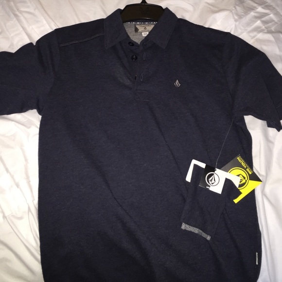 Medium volcom shirt for boys