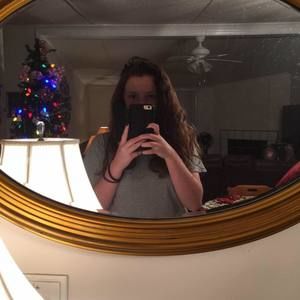 Meet your Posher, Noelle