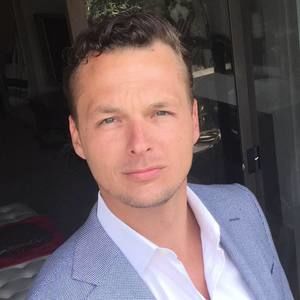 Meet your Posher, Thomas