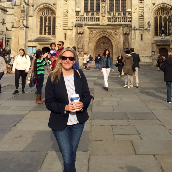 Meet your Posher, Ashley