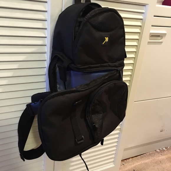Xit camera bag. Multi pocket sling style