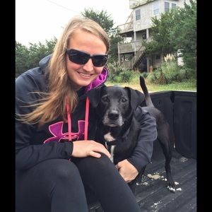 Meet your Posher, Deena