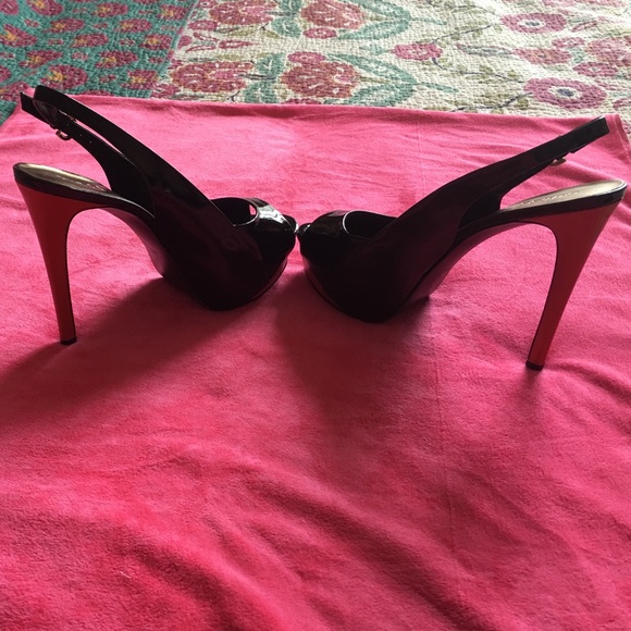 Heels - Picture 3 of 3