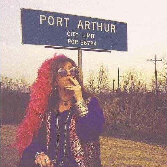 Meet your Posher, Cassie - Picture 1 of 1