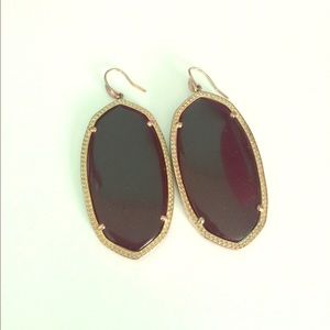 Black Kendra Scott's