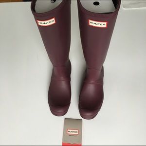 Hunter Tall Rain Boots Burgundy Matte