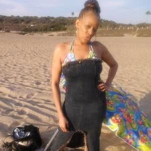 Meet your Posher, Mia