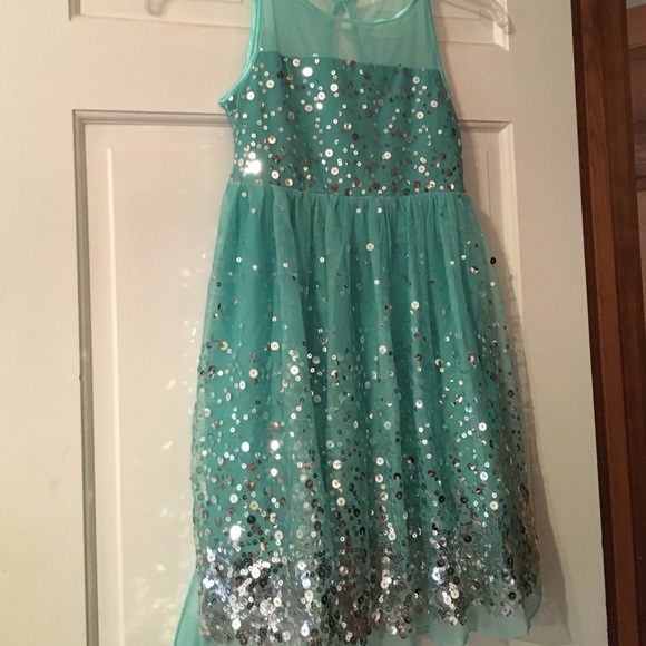 Girls sparkly dress
