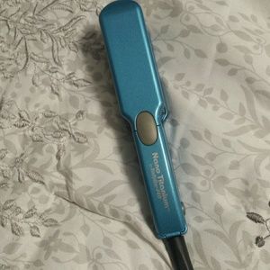 Babyliss Nano mini flat iron