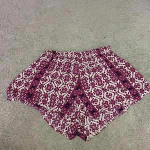 Brandy Melville burgundy patterned  shorts