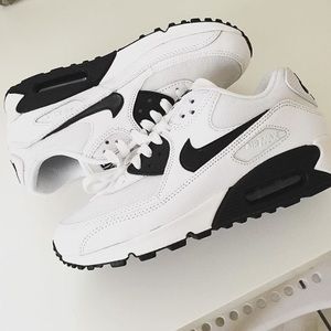 Nike Shoes - Nike Air Max 90 Black & White Nike Shoes - Nike Air Max 90 Black & White