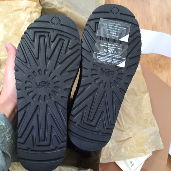 UGG over the knee Bailey button boots Sz 8 new - Picture 4 of 4