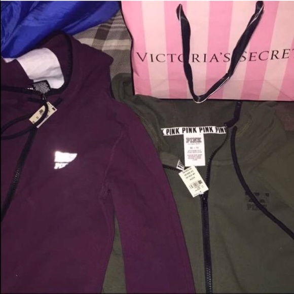 ISO THE OLIVE GREEN ONE! NOT SELLING. NOT MY PIC!