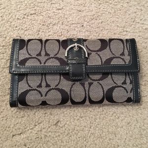 Coach wallet