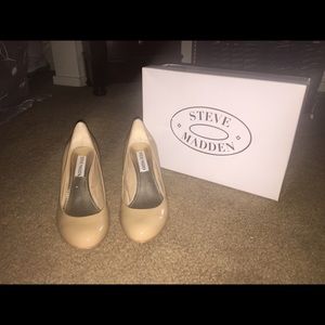 Steve Madden Pumps