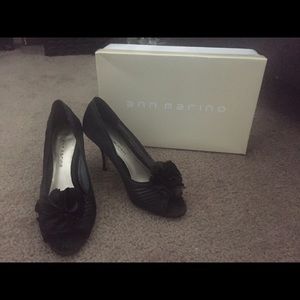 Ann Marino Size 6 Black Heels