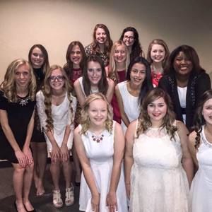 Meet your Posher, Abigail