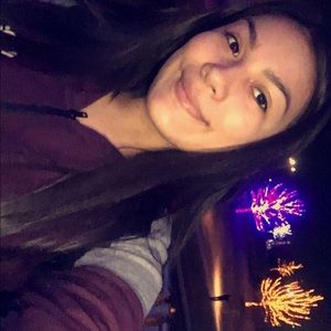 Meet your Posher, Fatima