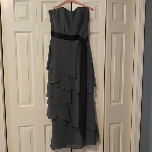 Dresses & Skirts - Formal dress