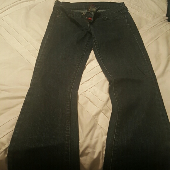 Lucky Jeans