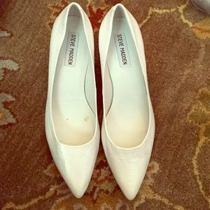 Steve Madden White pumps 8.5 NWT