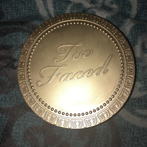 Too Faced Bronzer