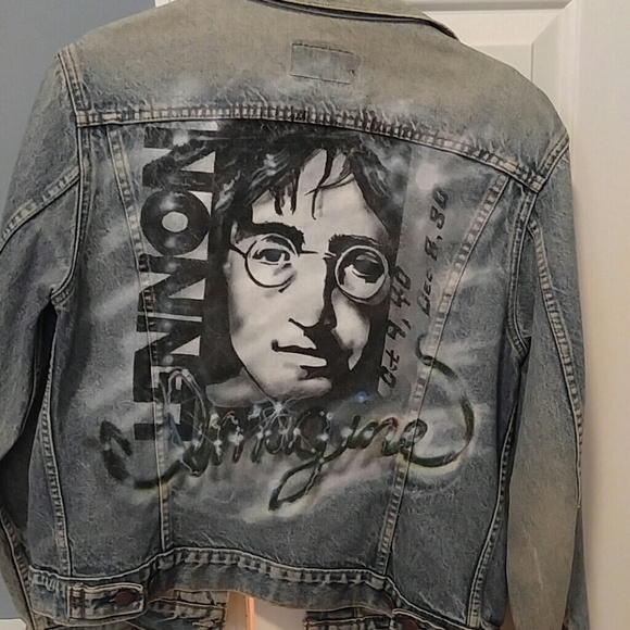 Levi's Jackets & Blazers - Air brushed denim jacket