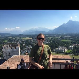 Meet your Posher, Kayla