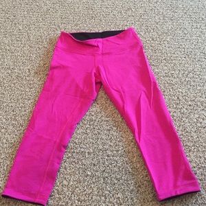 Lululemon reversible cropped leggings