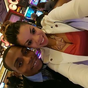 Meet your Posher, Adrianna