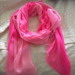 Pink ombré scarf