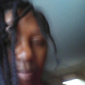 Meet your Posher, Ella