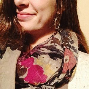 Meet your Posher, Alexis