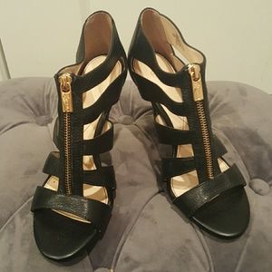 Isola black leather heels