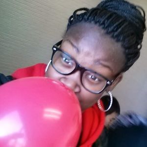 Meet your Posher, Symone